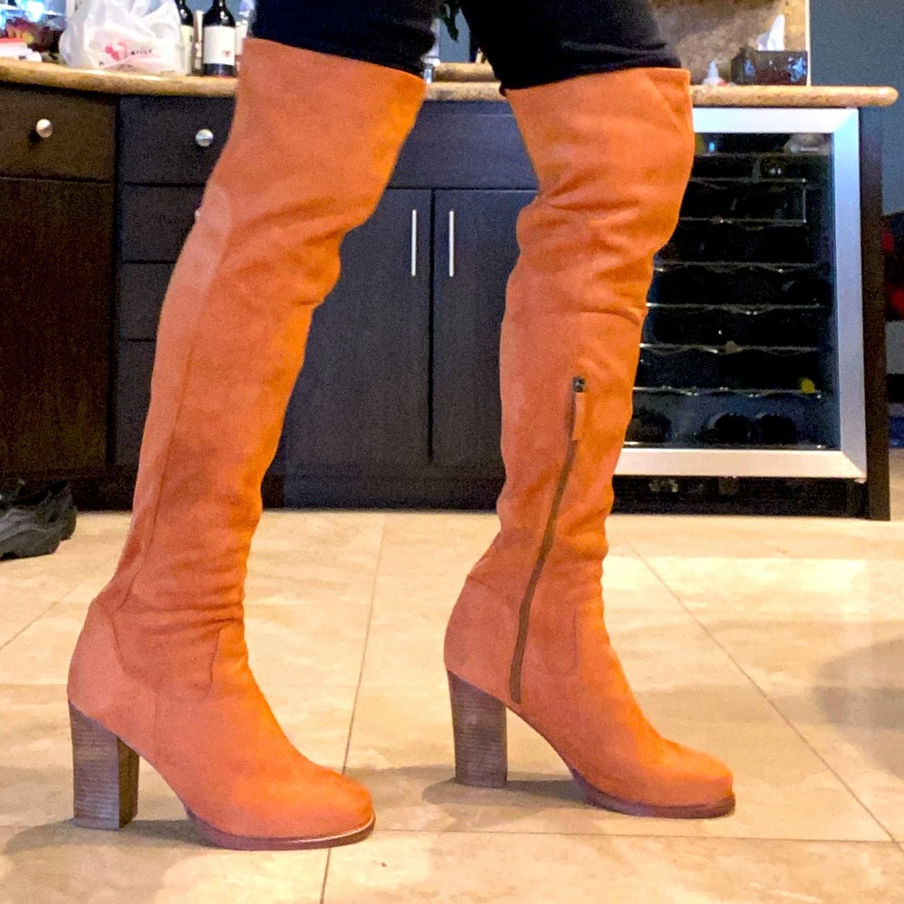 Brand new orange suede lined boots